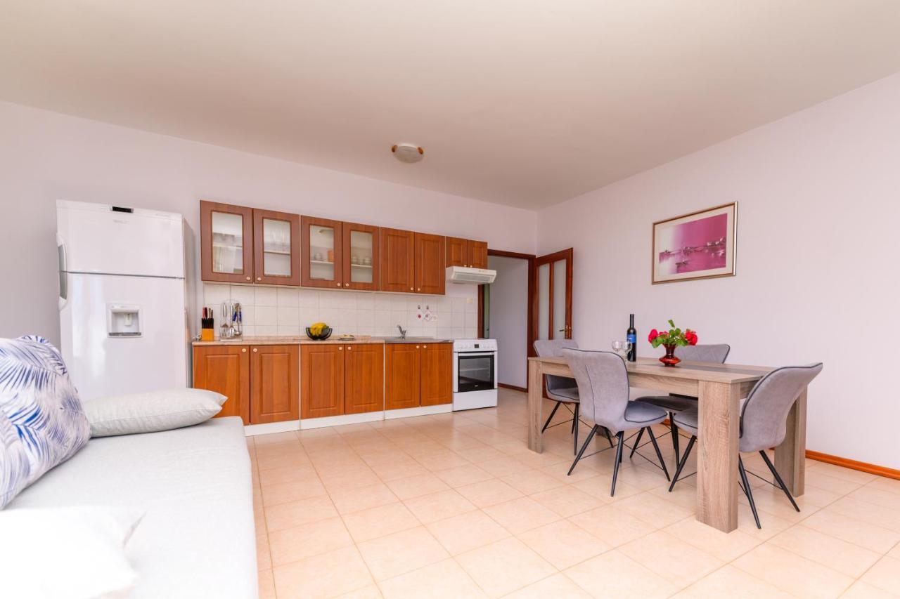 Apartments Marina Veskovic Nerezine Zewnętrze zdjęcie